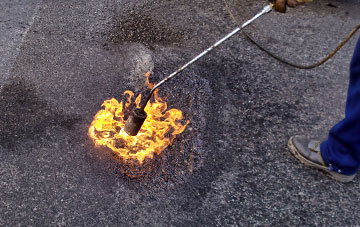 Salters Heath flat roofing repairs